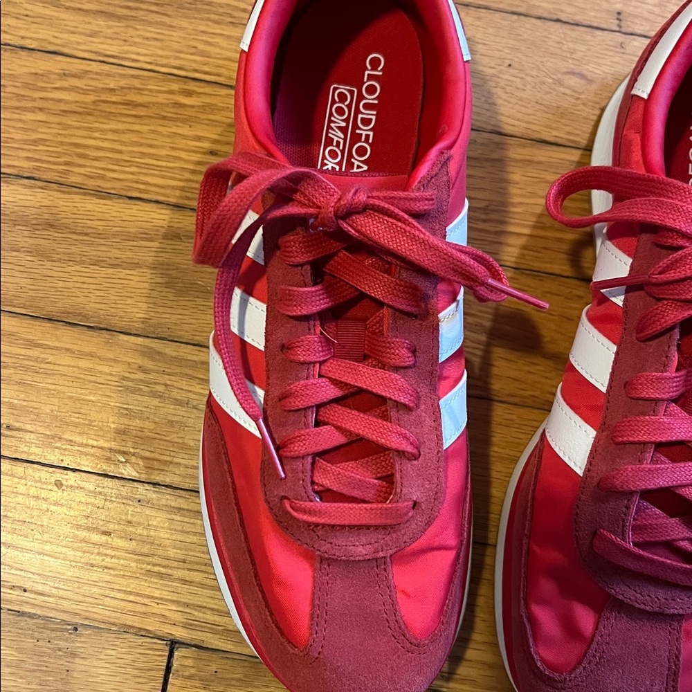 Adidas Retro CloudFoam Sneaker - Picture 2 of 4